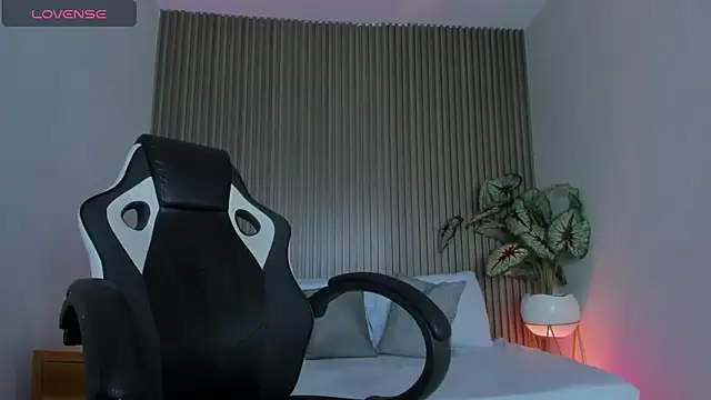 Snapshot of ayla13_ chatting on 20, 2, 2026 ayla13 online show from 20, 2, 2026