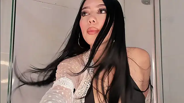 Snapshot of catalina__23 chatting on 5, 3, 2025 catalina 23 online show from 5, 3, 2025