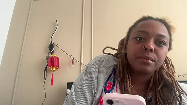 ChocolateCakeQueen online show from 20, 2, 2025