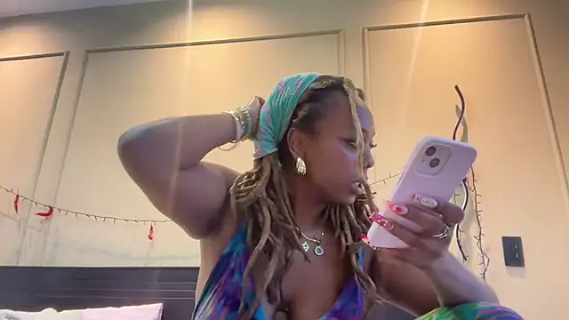 ChocolateCakeQueen online show from 26, 2, 2025