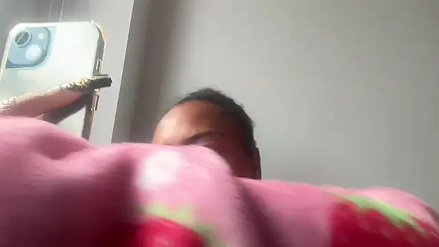 ChocolateCakeQueen online show from 6, 11, 2025