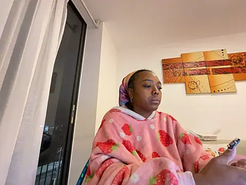 ChocolateCakeQueen online show from 16, 12, 2025