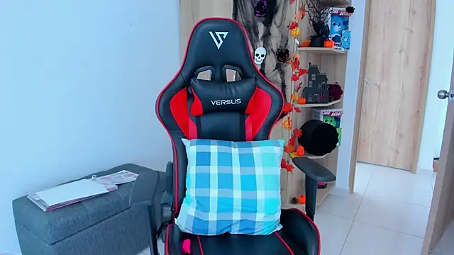  amanda seyfried19 online show from 23, 10, 2025