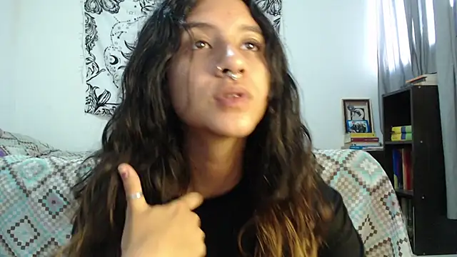 Snapshot of AlinaWoolf_ chatting on 10, 12, 2024 AlinaWoolf online show from 10, 12, 2024