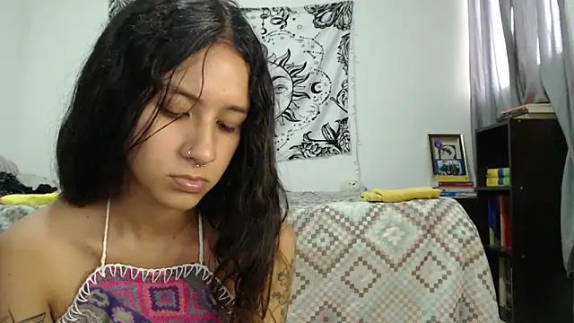 Snapshot of AlinaWoolf_ chatting on 27, 12, 2024 AlinaWoolf online show from 27, 12, 2024