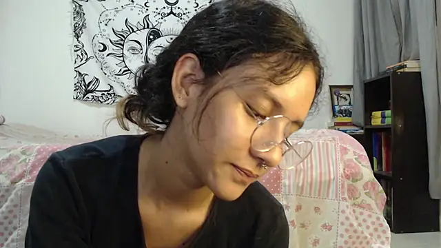 Snapshot of AlinaWoolf_ chatting on 31, 1, 2025 AlinaWoolf online show from 31, 1, 2025