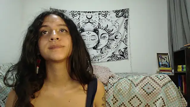 Snapshot of AlinaWoolf_ chatting on 2, 2, 2025 AlinaWoolf online show from 2, 2, 2025