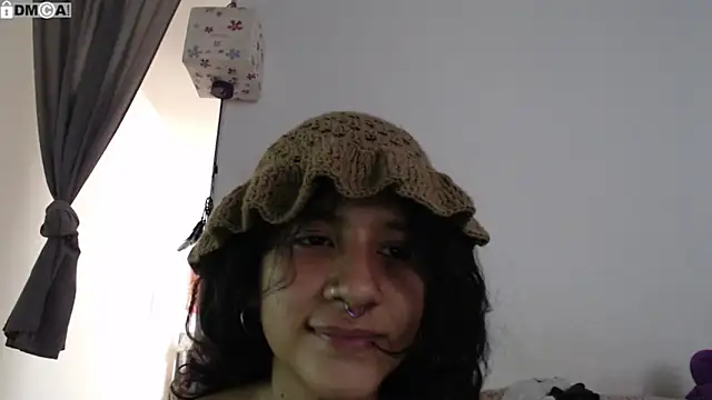 Snapshot of AlinaWoolf_ chatting on 28, 2, 2026 AlinaWoolf online show from 28, 2, 2026