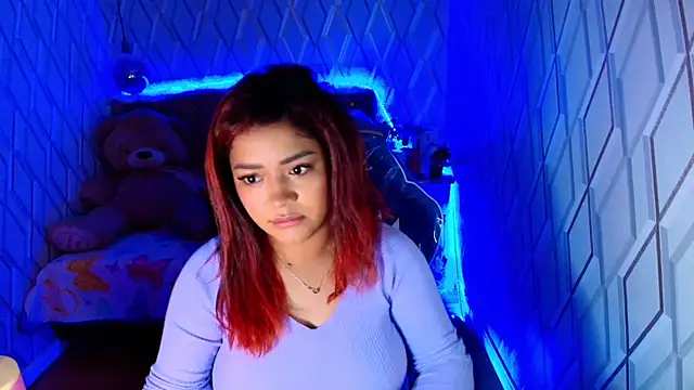 NicolleTaylor online show from 1, 12, 2025