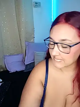 Snapshot of Isabella_Du chatting on 12, 11, 2025 Isabella Du online show from 12, 11, 2025