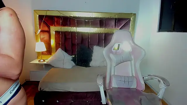 Snapshot of iam_sofiia chatting on 24, 2, 2025 iam sofiia online show from 24, 2, 2025