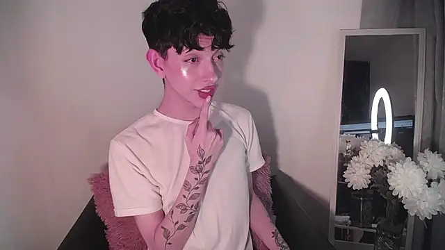 Snapshot of lyamthommpson chatting on 8, 2, 2025 lyamthommpson online show from 8, 2, 2025