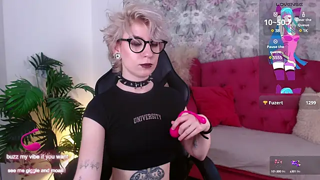 Snapshot of _Moonlight_t chatting on 27, 2, 2025 Moonlight t online show from 27, 2, 2025