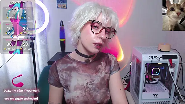 Snapshot of _Moonlight_t chatting on 11, 10, 2025 Moonlight t online show from 11, 10, 2025