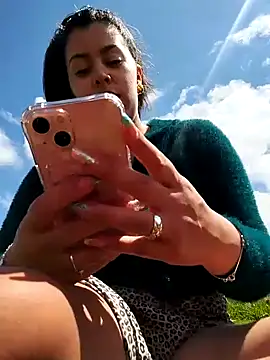 Emily Wane online show from 6, 12, 2024