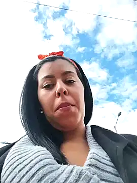 Emily Wane online show from 6, 1, 2025