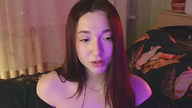 YasmineWest online show from 5, 2, 2025