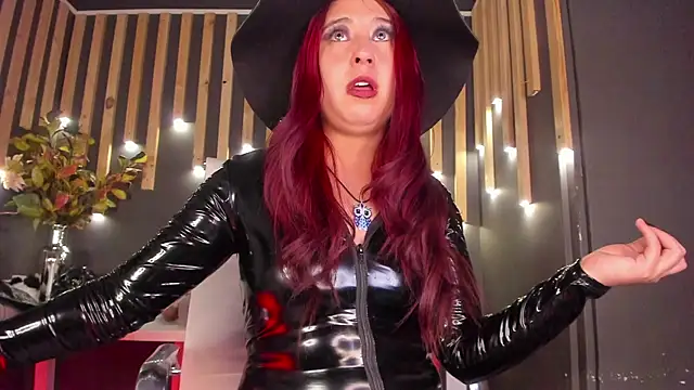 Snapshot of shaaroon_gold chatting on 26, 1, 2025 shaaroon gold online show from 26, 1, 2025