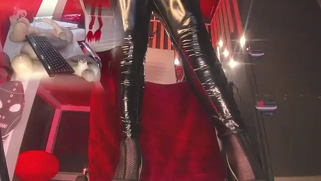 Snapshot of shaaroon_gold chatting on 4, 3, 2025 shaaroon gold online show from 4, 3, 2025