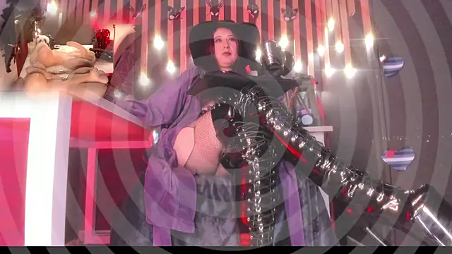 Snapshot of shaaroon_gold chatting on 18, 3, 2025 shaaroon gold online show from 18, 3, 2025