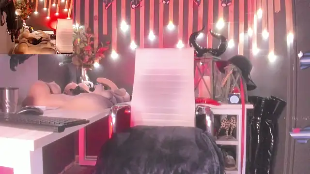 Snapshot of shaaroon_gold chatting on 21, 3, 2025 shaaroon gold online show from 21, 3, 2025