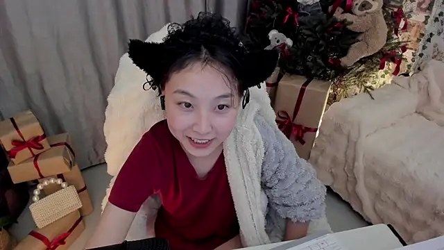 Snapshot of Minami_686 chatting on 17, 12, 2024 Minami 686 online show from 17, 12, 2024