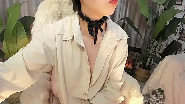 Snapshot of Minami_686 chatting on 2, 2, 2025 Minami 686 online show from 2, 2, 2025