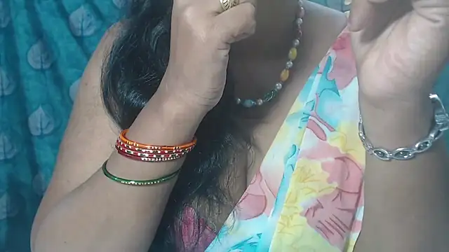 Snapshot of Sophia_your chatting on 6, 10, 2025 Sophia your online show from 6, 10, 2025