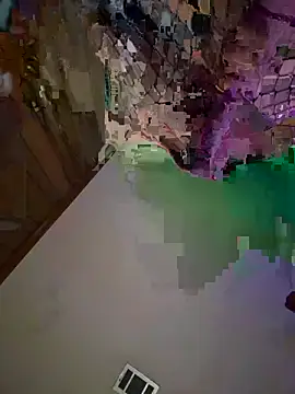 whoremeout online show from 11, 3, 2026