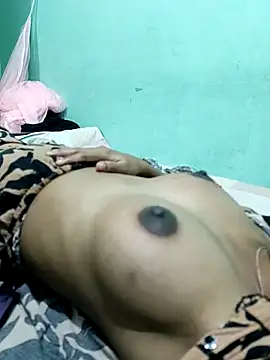 Snapshot of Tujo_islam chatting on 28, 11, 2025 Tujo islam online show from 28, 11, 2025