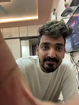 hornyguy271192 online show from 17, 12, 2025