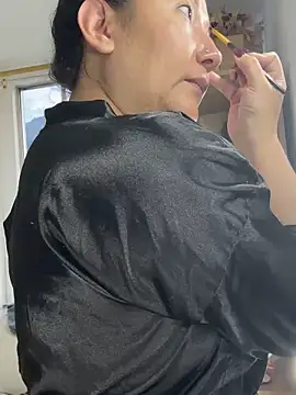 Victoria-Harper online show from 8, 3, 2025