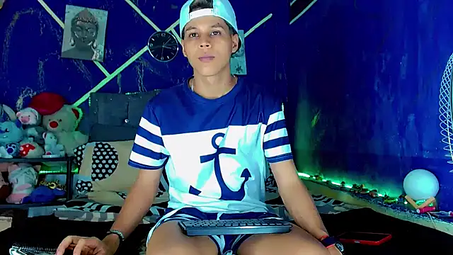 Snapshot of Liamscott_ chatting on 13, 6, 2026 Liamscott online show from 13, 6, 2026