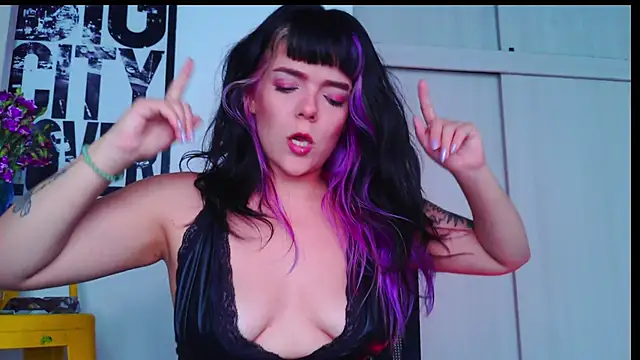 purple em69 online show from 25, 2, 2026