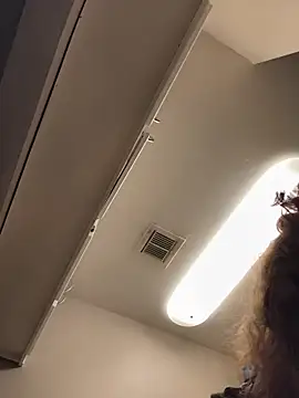 renegade vyxxen online show from 19, 11, 2025