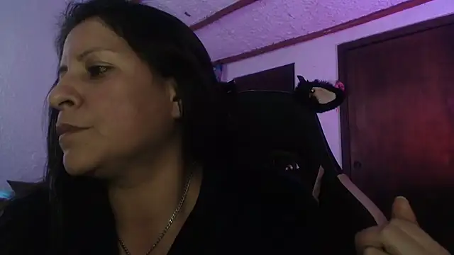 Snapshot of LucifernandaSw chatting on 11, 2, 2026 LucifernandaSw online show from 11, 2, 2026