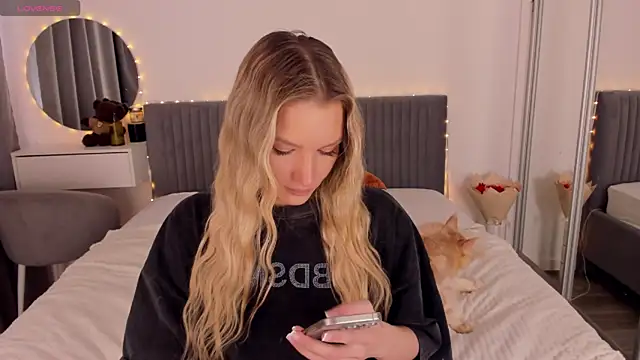 CassieRayss online show from 7, 6, 2026