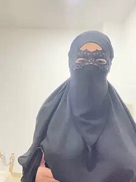Snapshot of Hijabi_HotGirls chatting on 16, 2, 2025 Hijabi HotGirls online show from 16, 2, 2025