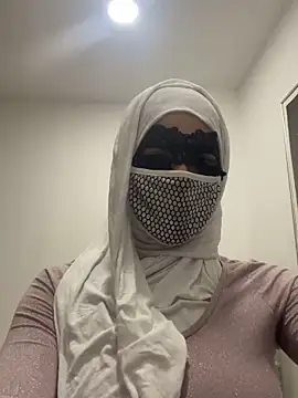 Snapshot of Hijabi_HotGirls chatting on 15, 3, 2025 Hijabi HotGirls online show from 15, 3, 2025