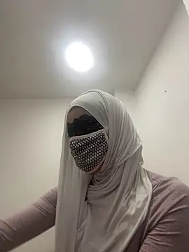 Snapshot of Hijabi_HotGirls chatting on 16, 3, 2025 Hijabi HotGirls online show from 16, 3, 2025