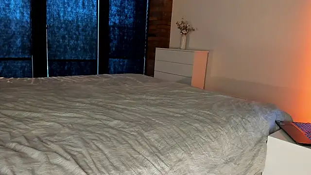 Snapshot of Rachel_Rey chatting on 28, 10, 2025 Rachel Rey online show from 28, 10, 2025