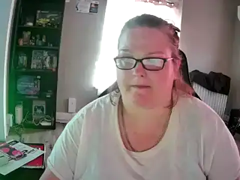 SexyWhiteChocolate online show from 13, 9, 2025