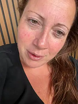 Snapshot of xsexycurvymilf chatting on 1, 8, 2026 xsexycurvymilf online show from 1, 8, 2026