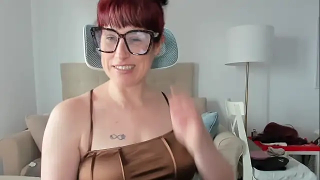 Snapshot of emmita69_ chatting on 4, 3, 2026 emmita69 online show from 4, 3, 2026