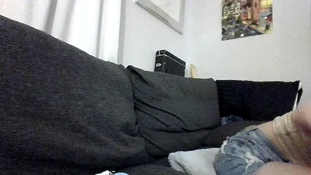 Snapshot of linsnextdoor26 chatting on 11, 10, 2025 linsnextdoor26 online show from 11, 10, 2025