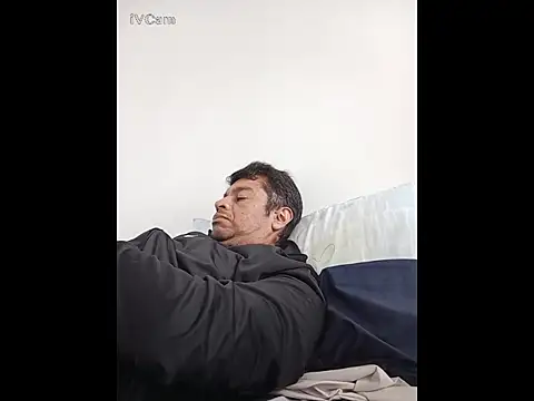 Snapshot of perxxxeo_ chatting on 2, 11, 2025 perxxxeo online show from 2, 11, 2025