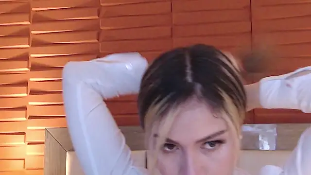 Ammy Castro online show from 30, 12, 2024