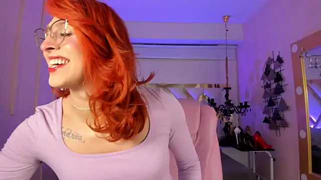 Juliana Saenzz online show from 19, 2, 2025