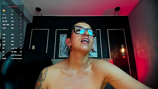 kira moon   online show from 22, 9, 2025