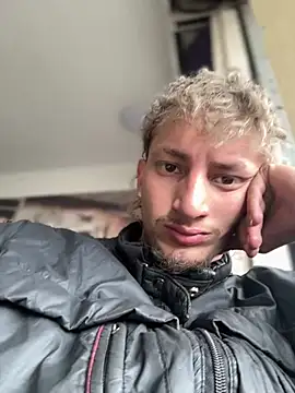 Scott sex7 online show from 19, 2, 2026